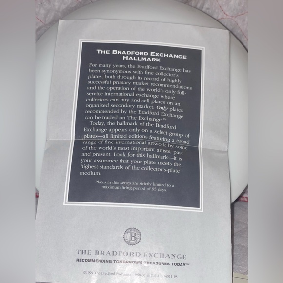 Bradford Exchange Mystic Spirit "MIDNIGHT SNOW" Wolf Plate A23 - Picture 5 of 5